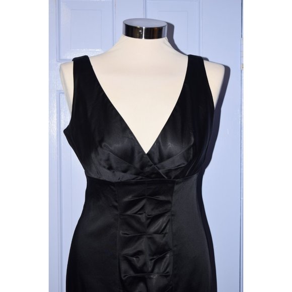 Calvin Klein Black Satin Cocktail Dress size  4 - Picture 2 of 12